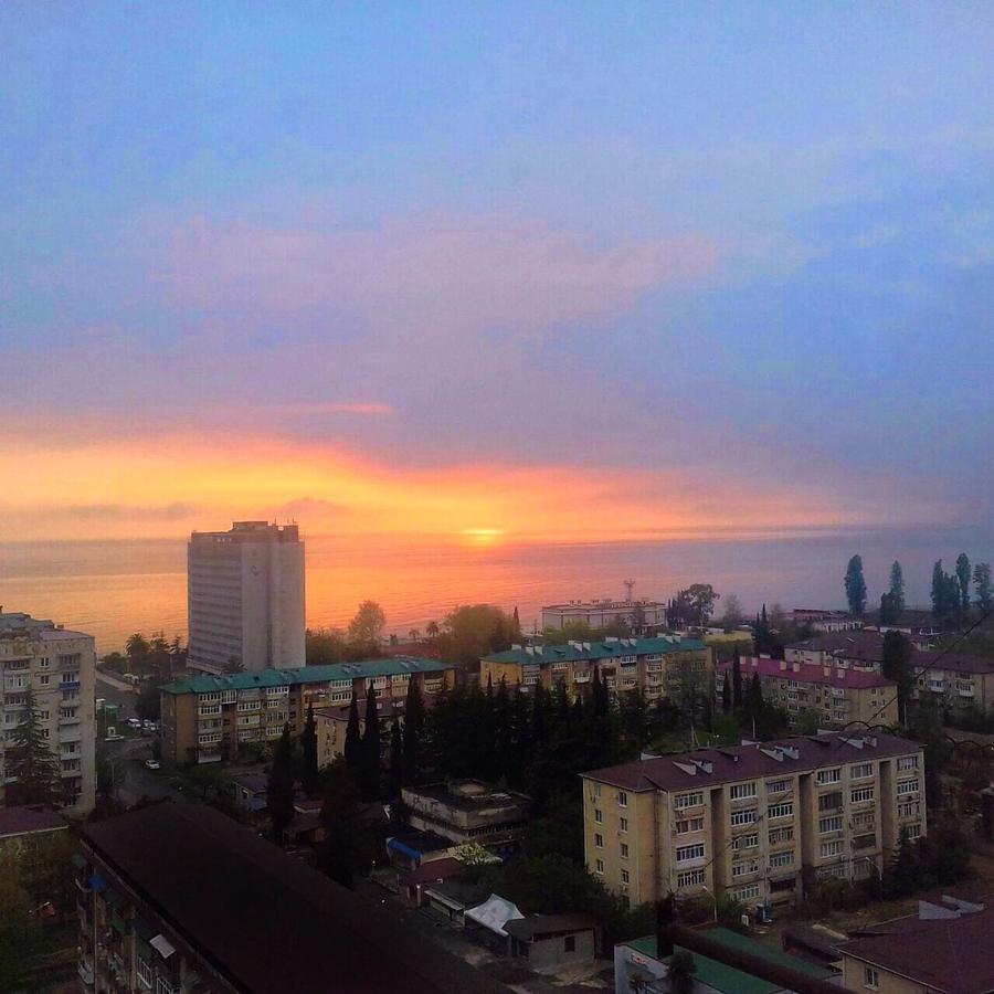 Гагринское Гнездышко Gagra Ngoại thất bức ảnh